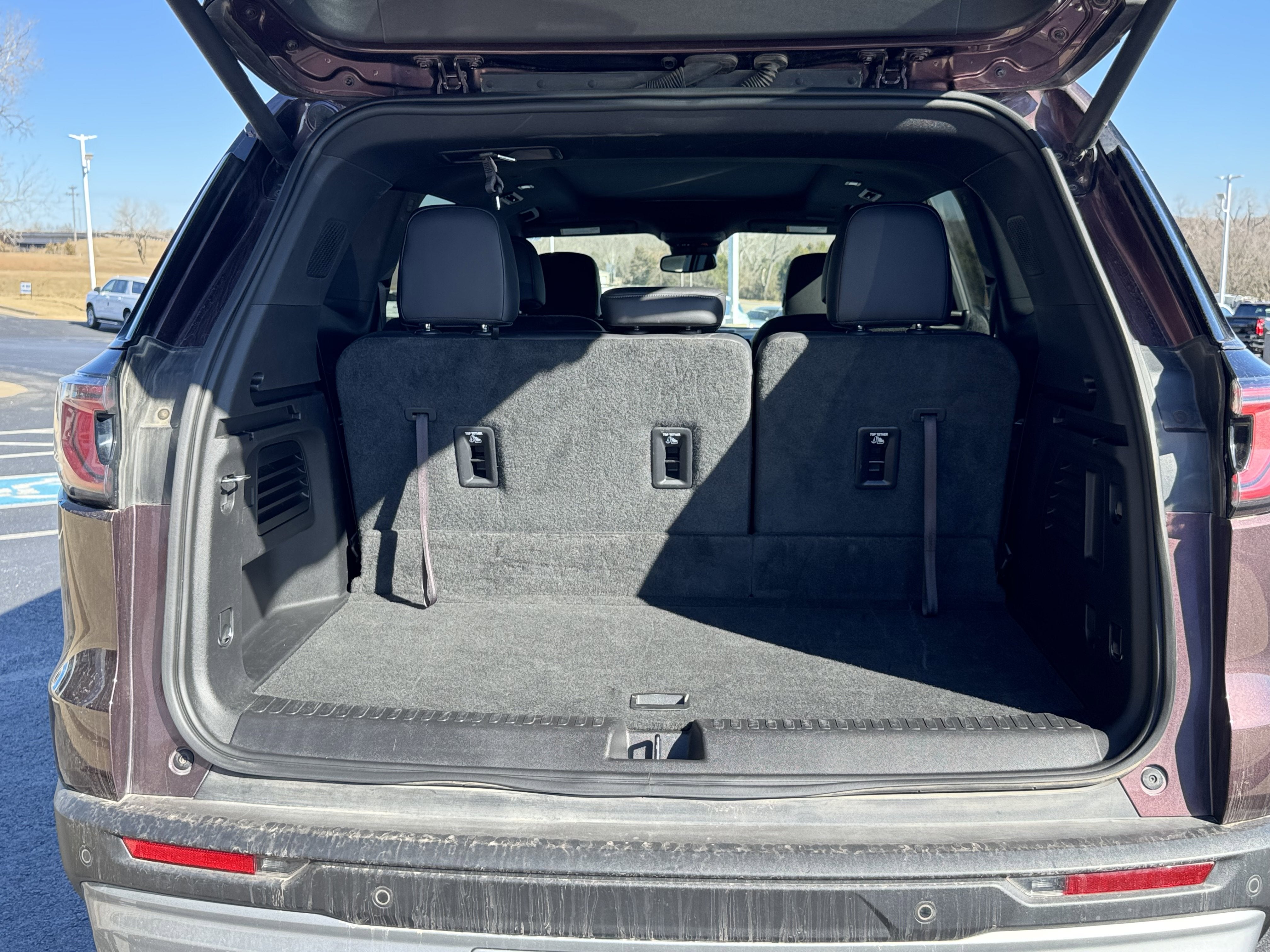 2024 GMC Acadia Elevation