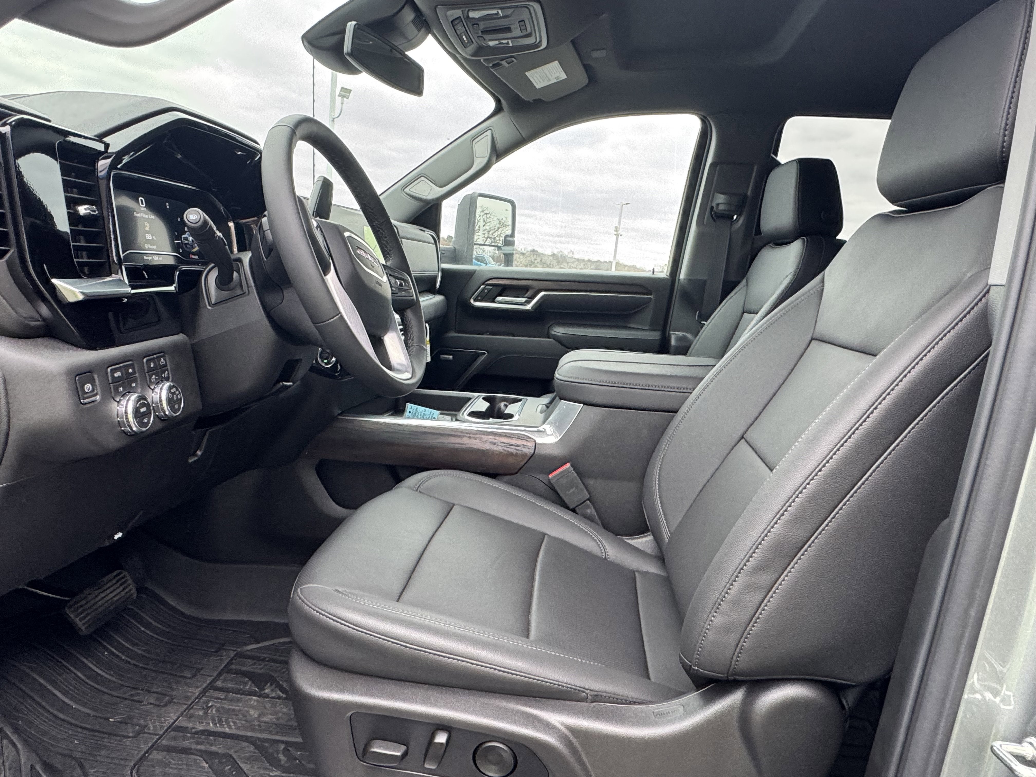 2025 GMC Sierra 2500 HD SLT