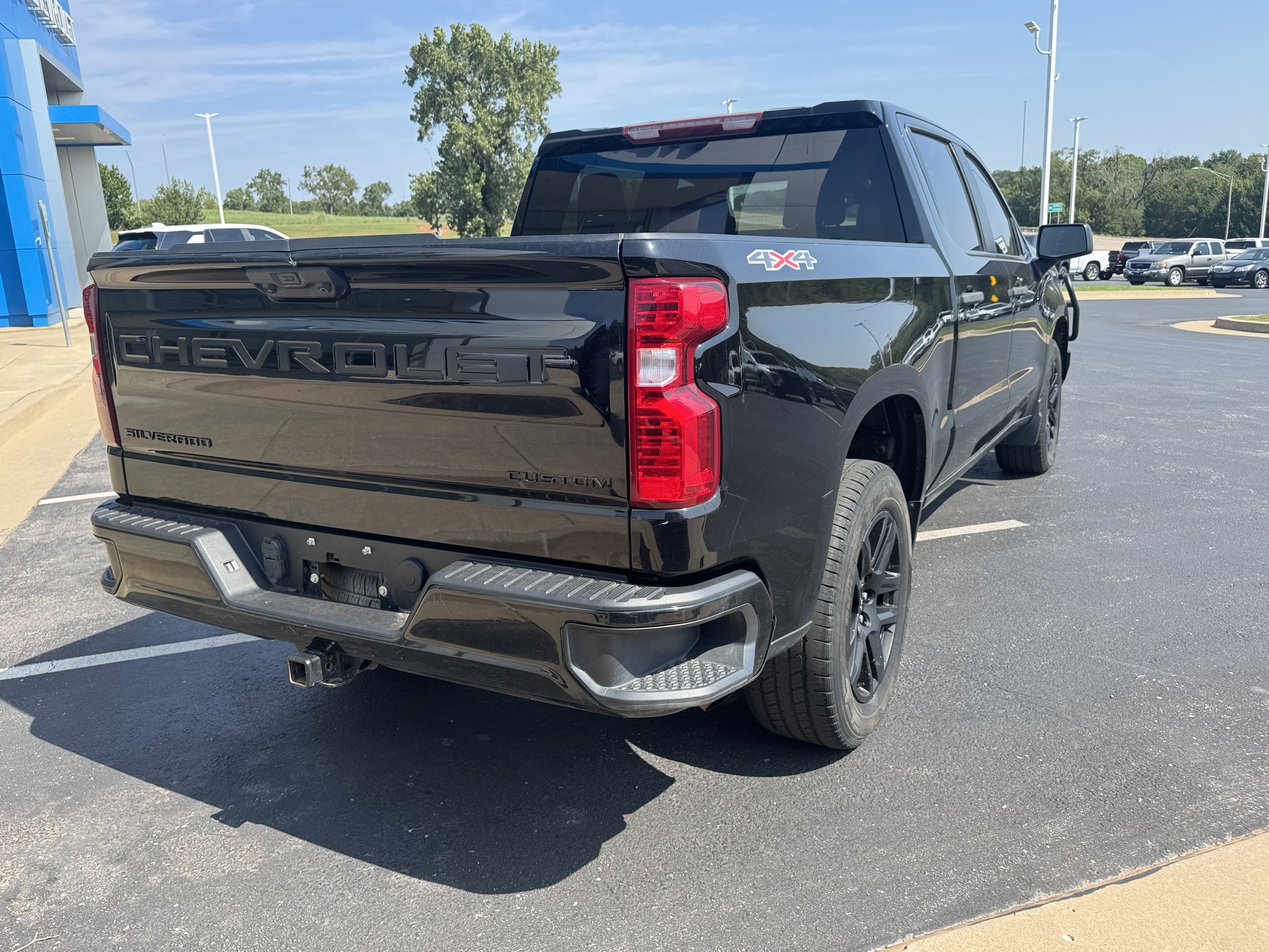 2023 Chevrolet Silverado 1500 Custom