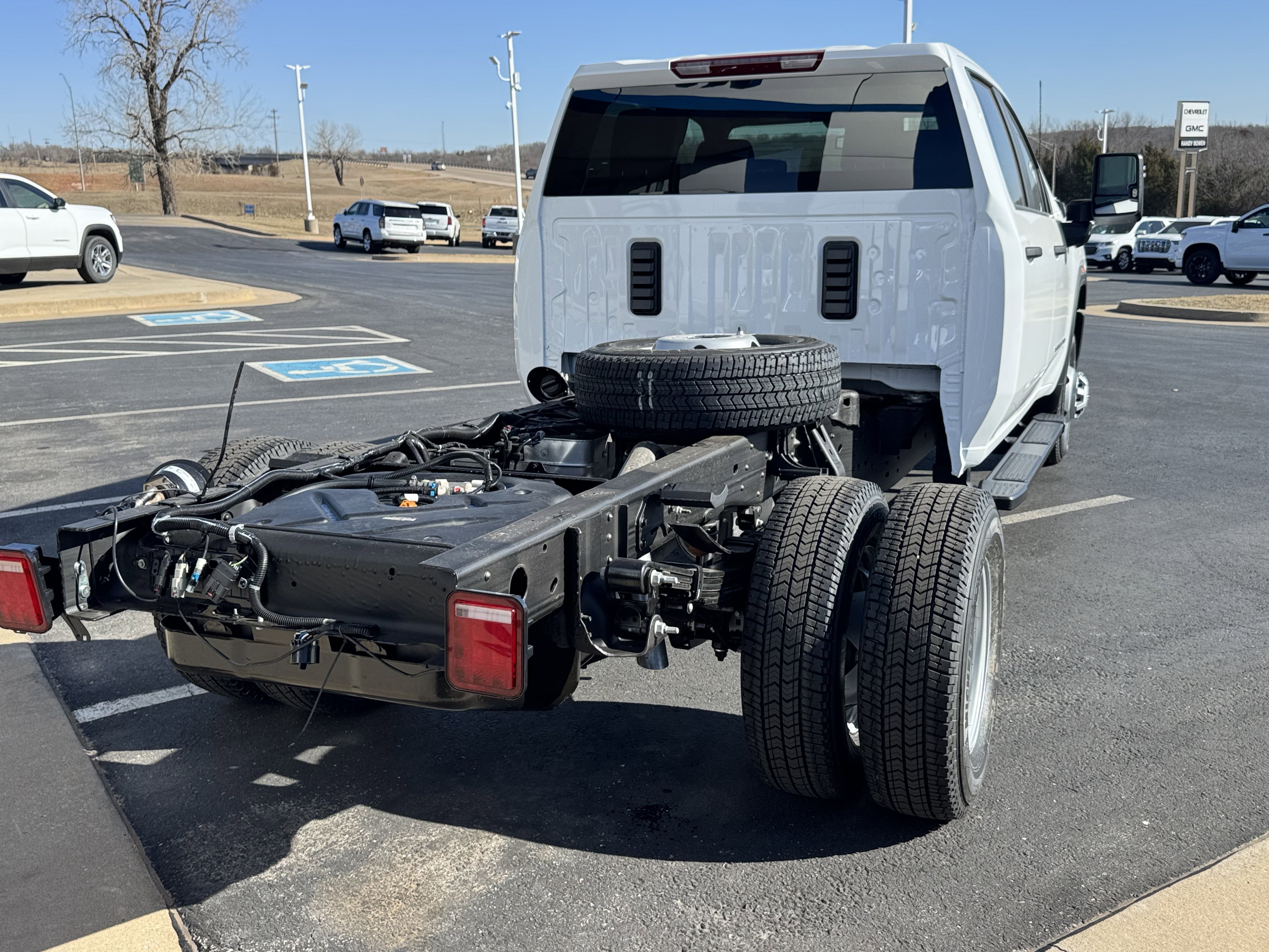 2026 GMC Sierra 3500 HD Chassis Cab Pro