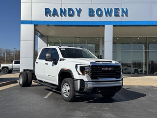 2026 GMC Sierra 3500 HD Chassis Cab Pro