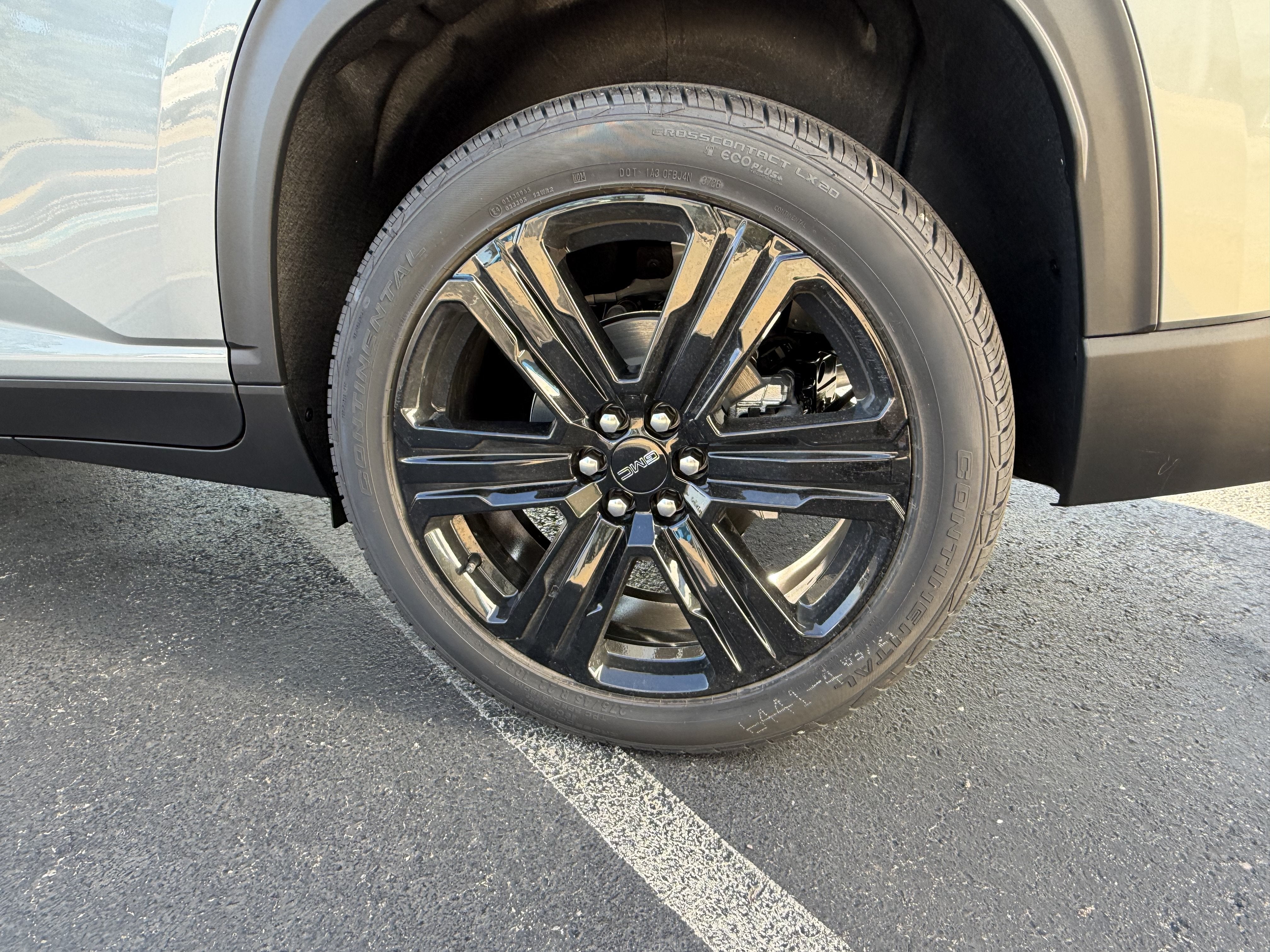 2027 GMC Acadia Elevation
