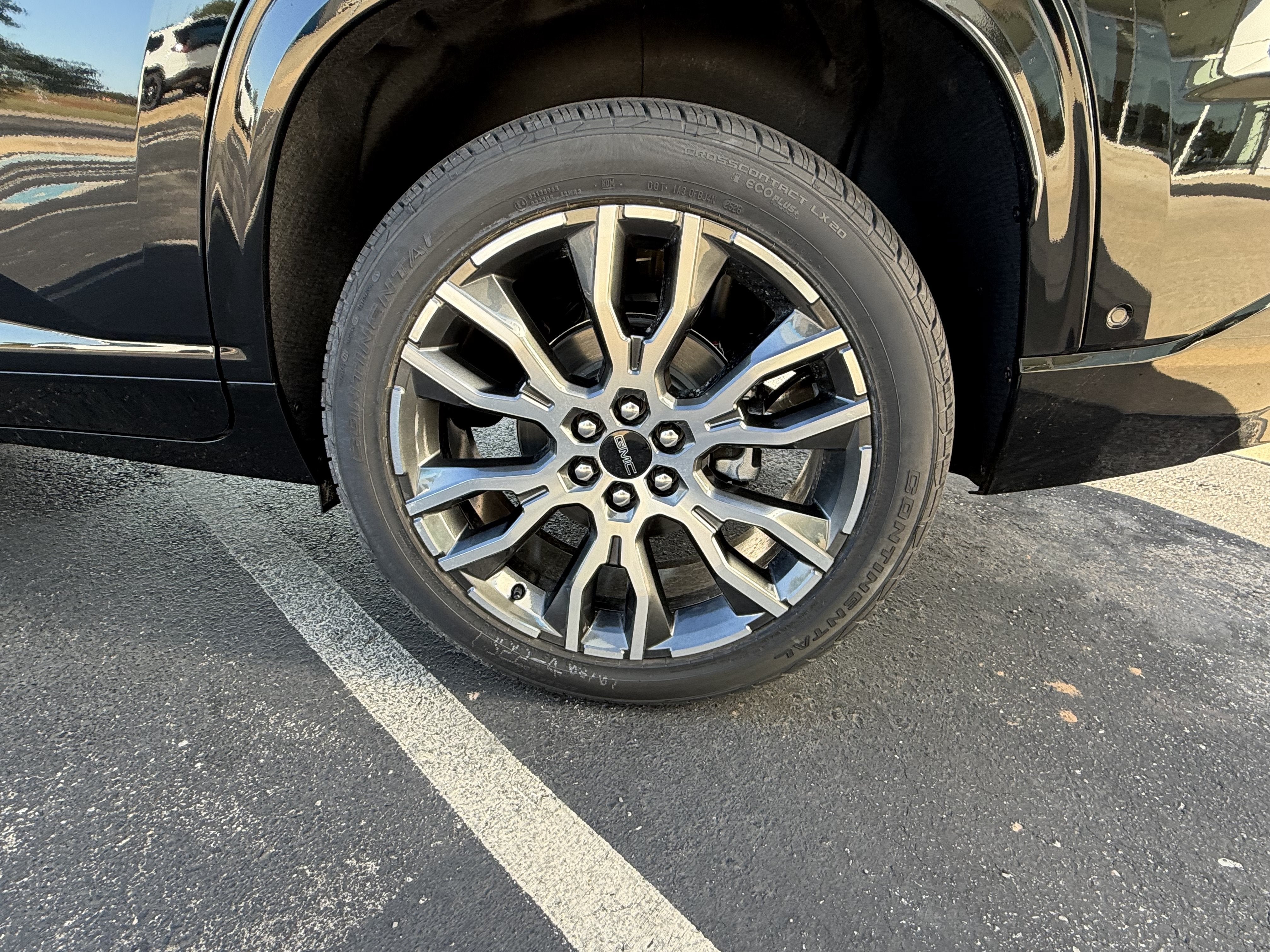 2027 GMC Acadia Denali Ultimate