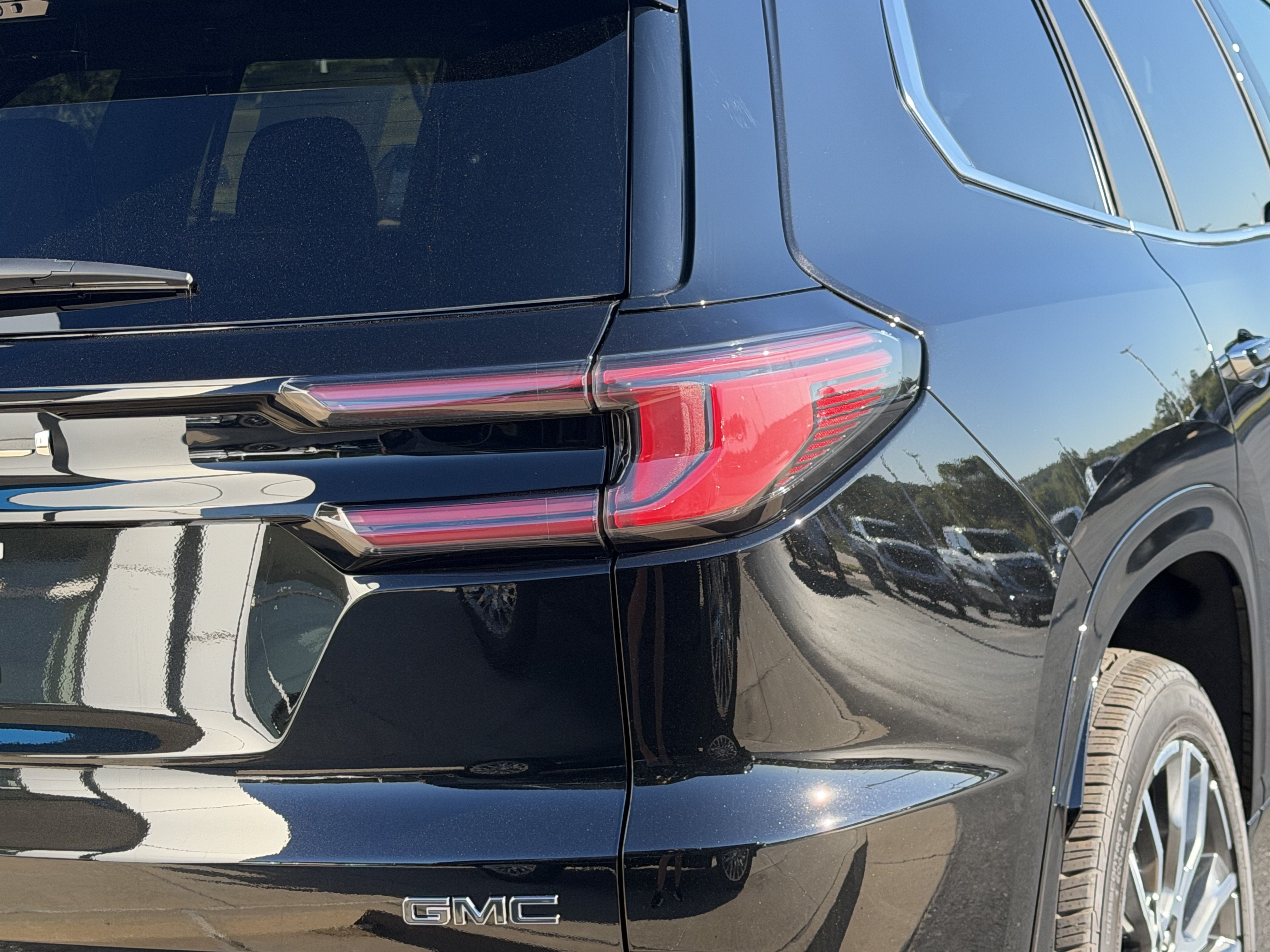 2027 GMC Acadia Denali Ultimate