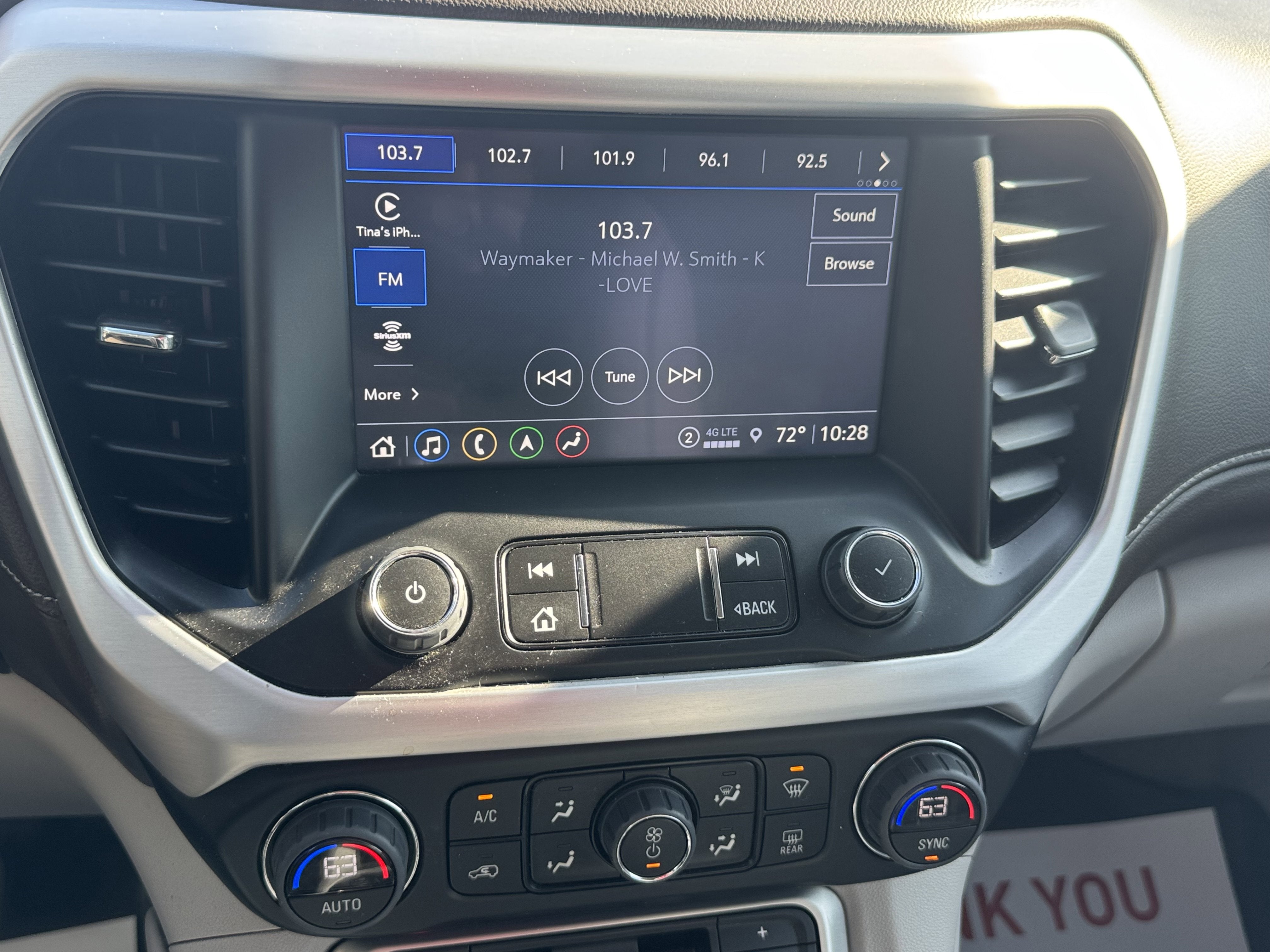 2023 GMC Acadia SLT