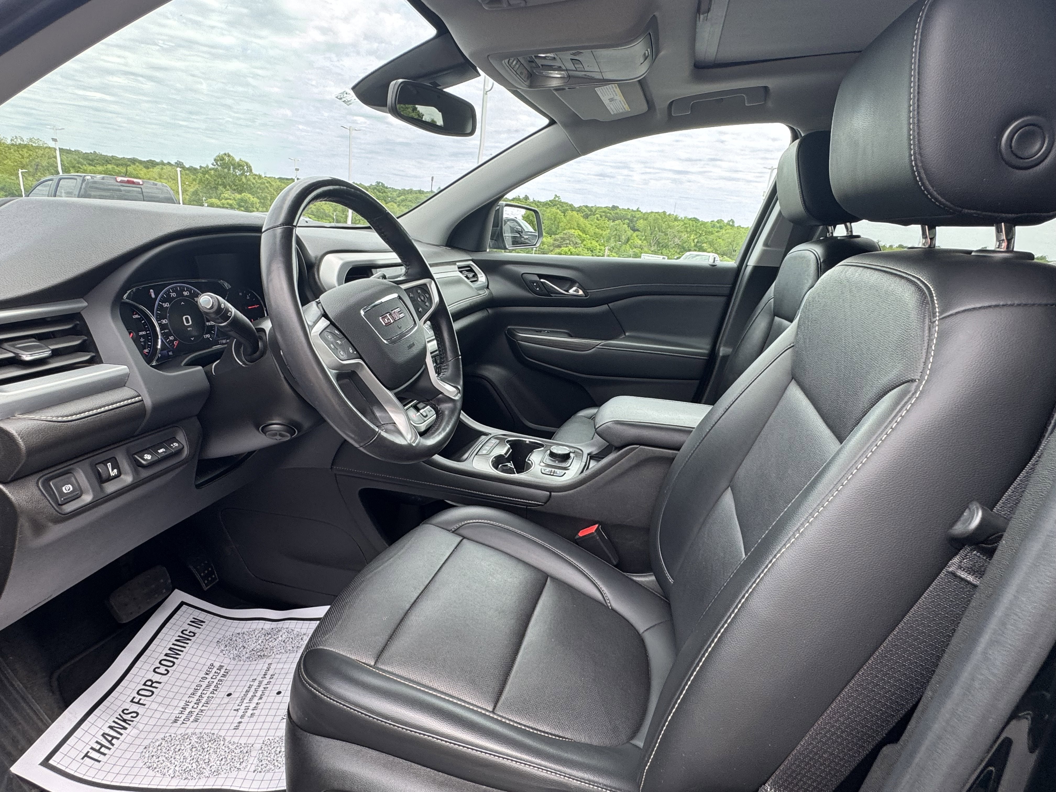 2022 GMC Acadia SLT