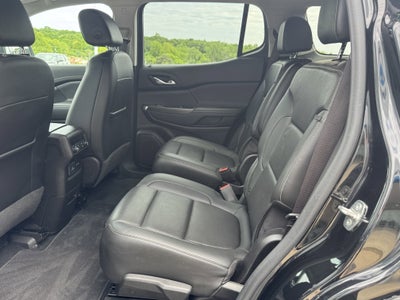 2022 GMC Acadia SLT