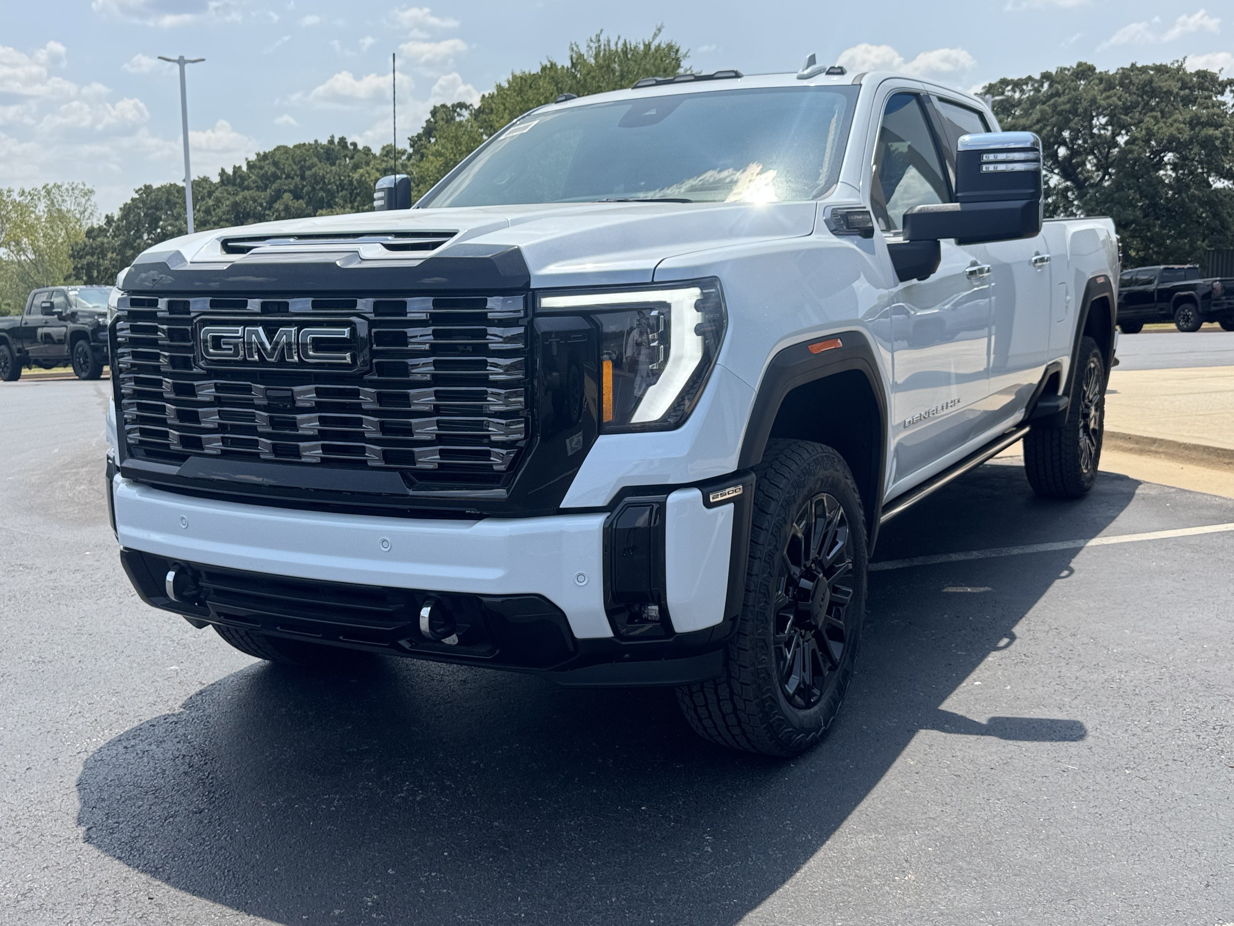 2026 GMC Sierra 2500 HD Denali Ultimate