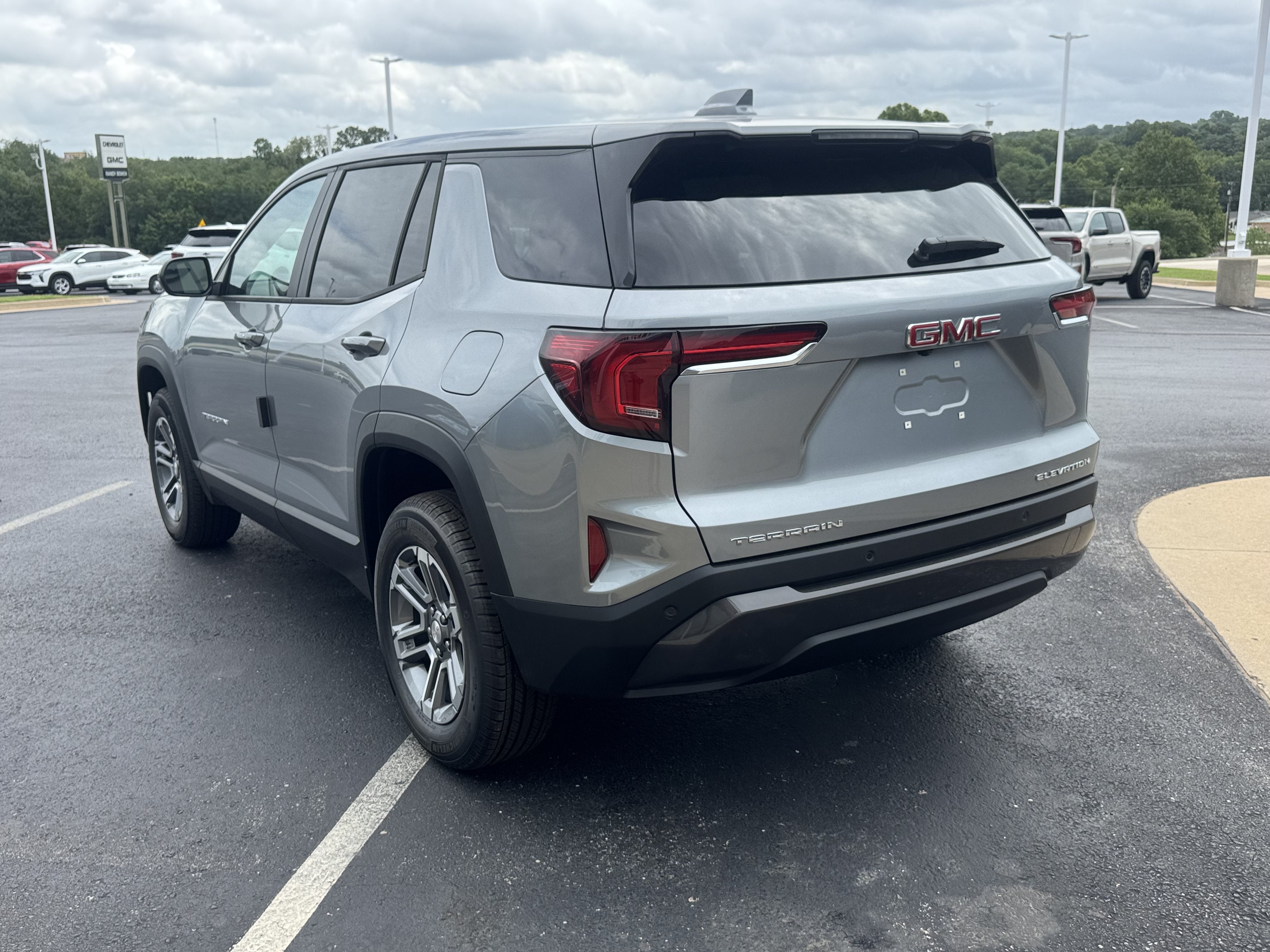 2027 GMC Terrain FWD Elevation