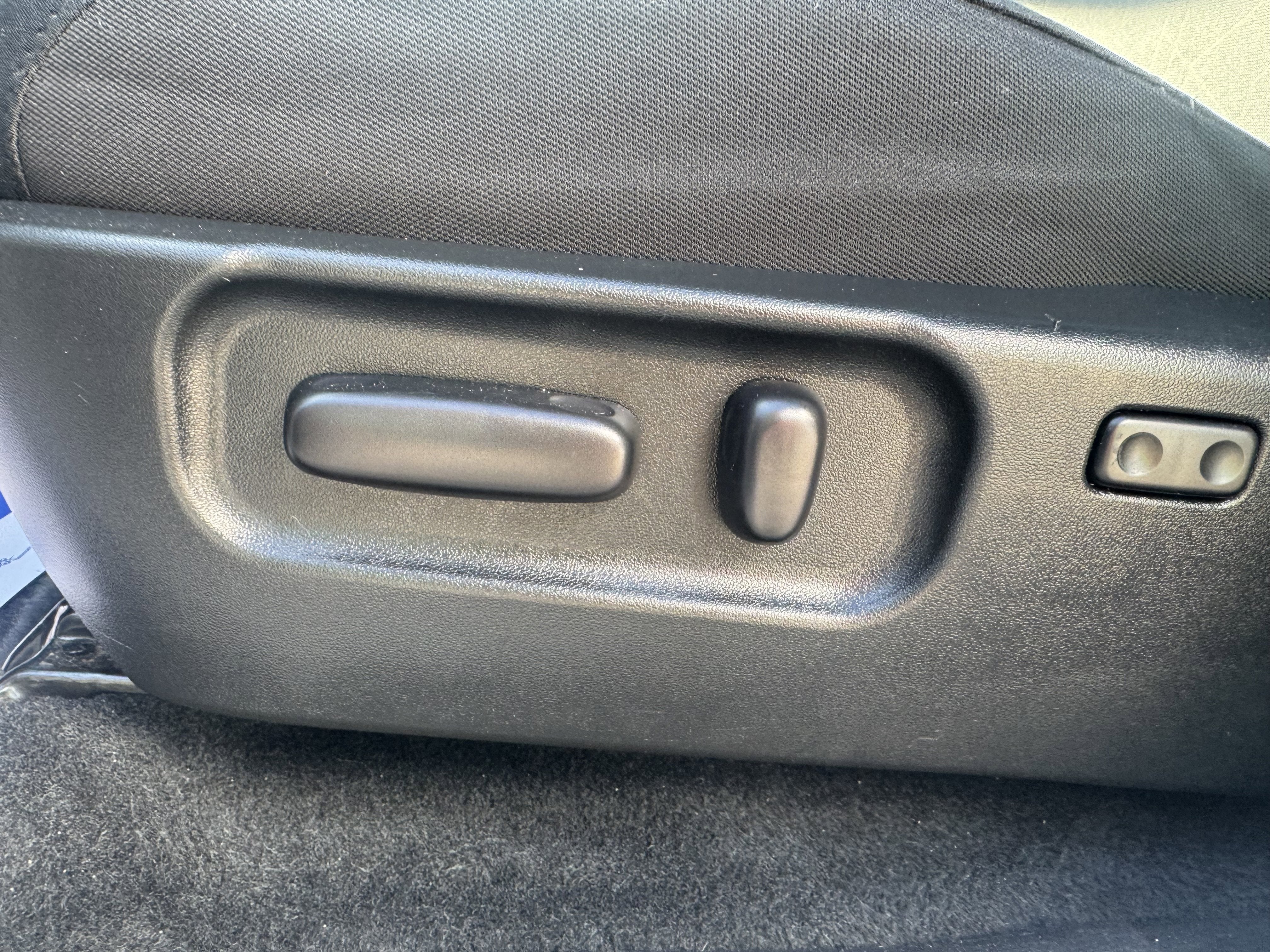 2022 Toyota Tacoma 4WD SR