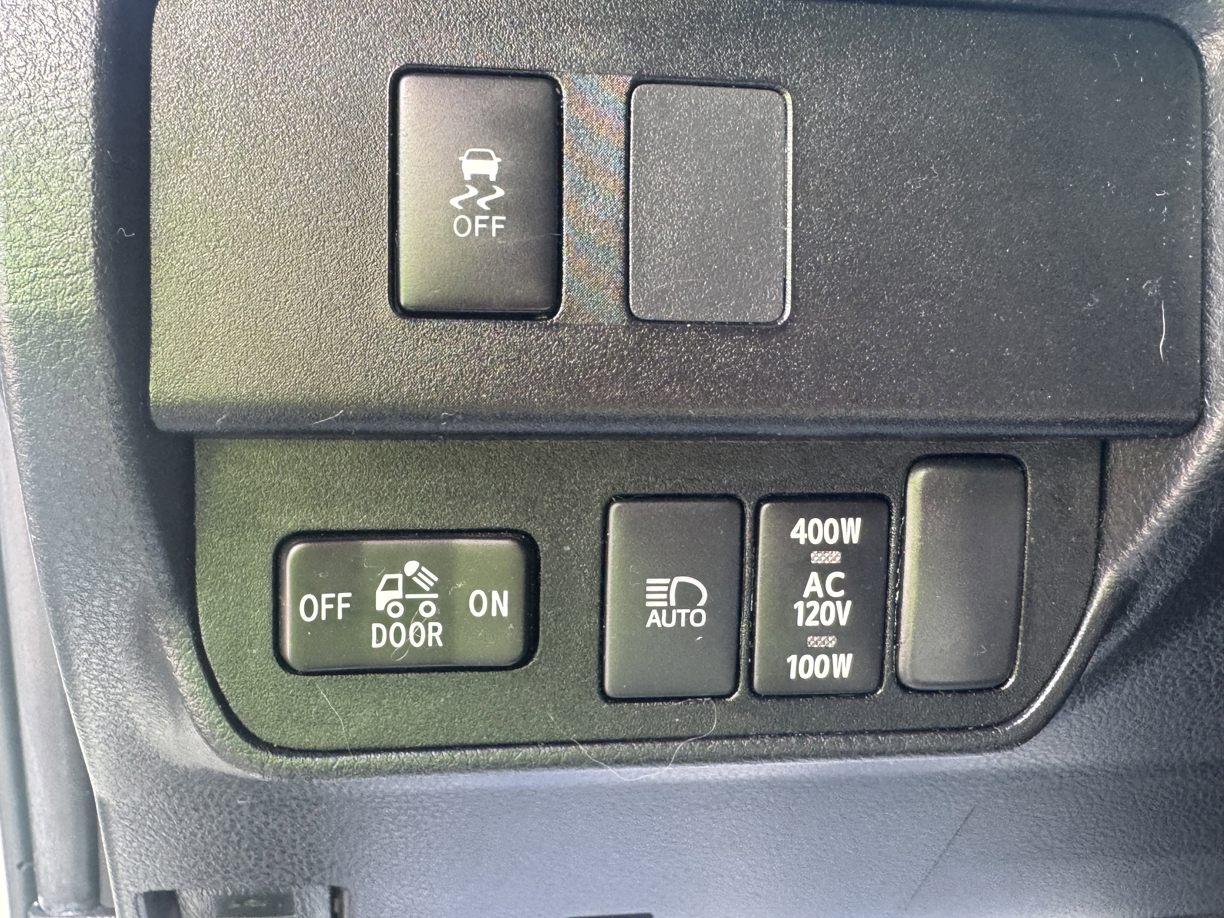2022 Toyota Tacoma 4WD SR
