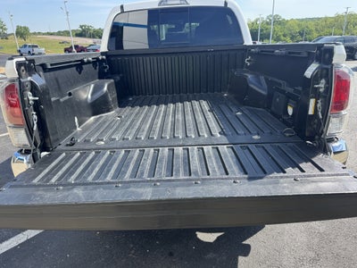 2022 Toyota Tacoma 4WD SR