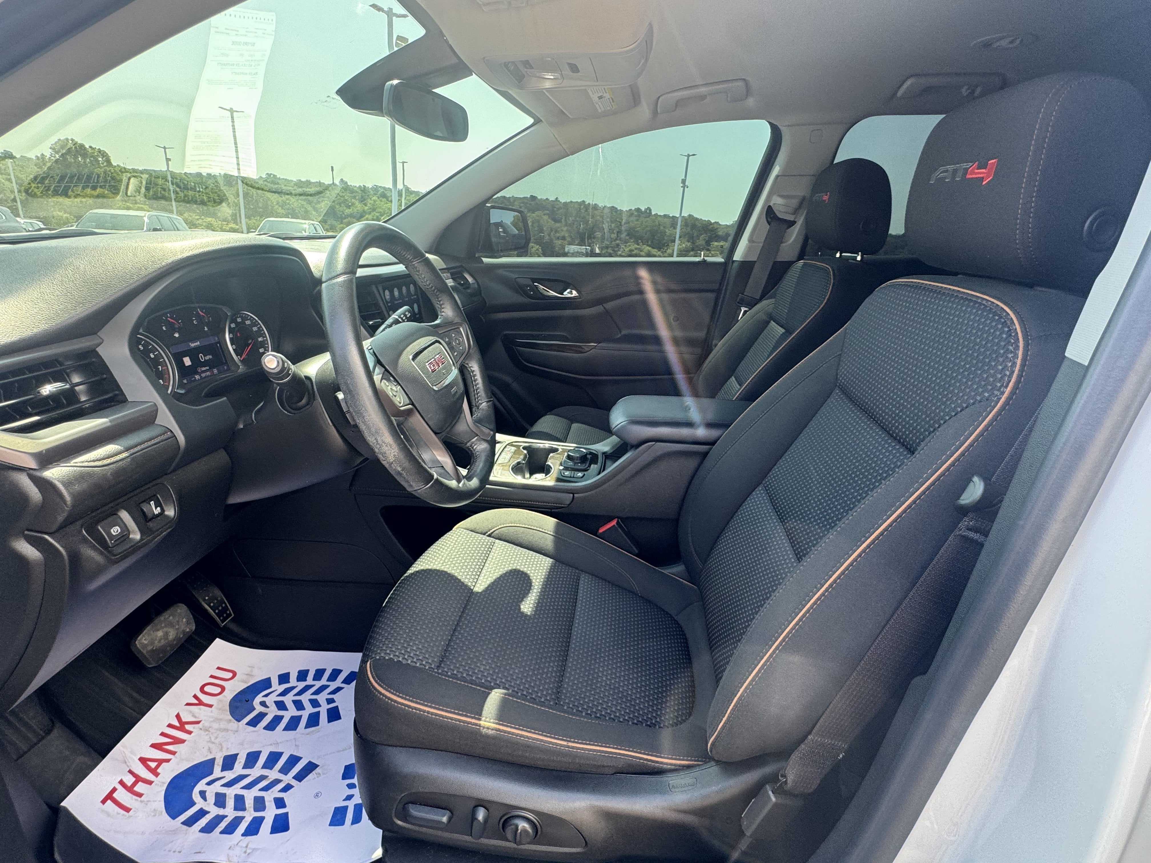 2022 GMC Acadia AT4