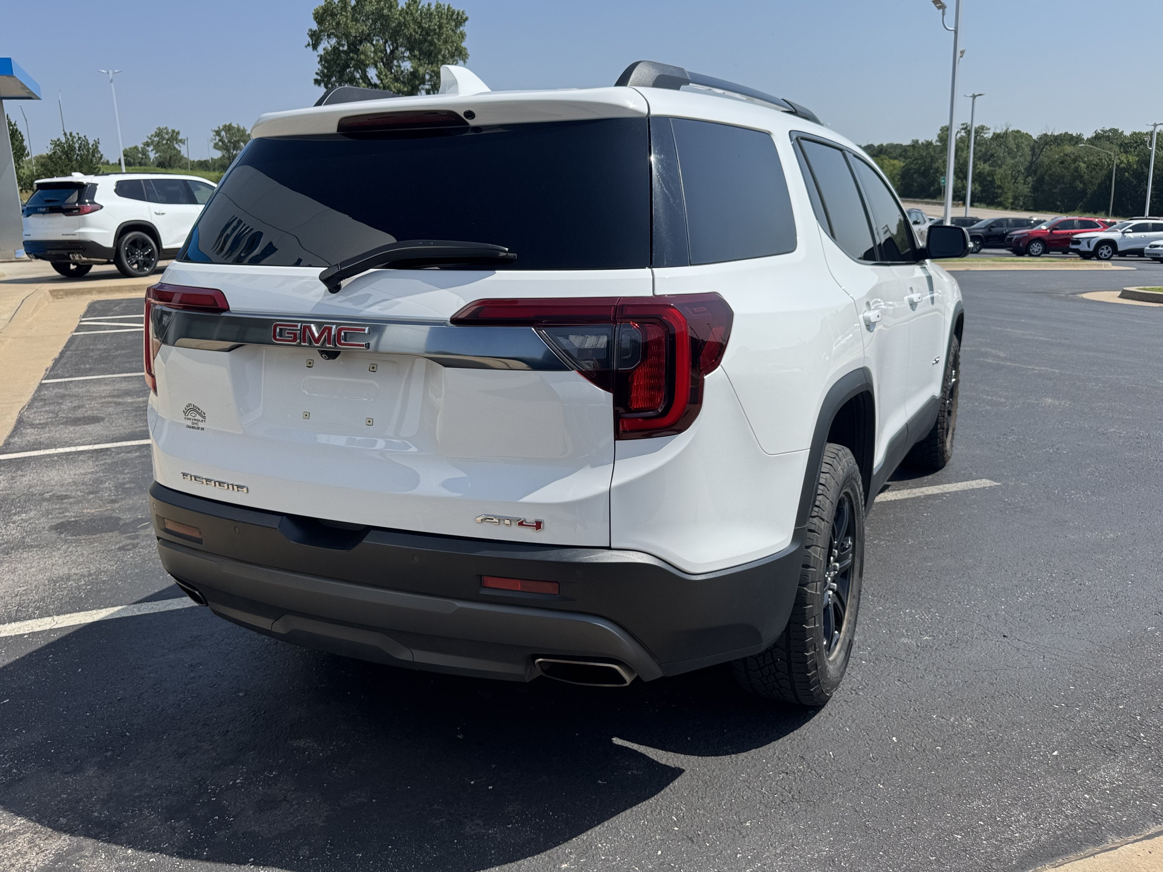 2022 GMC Acadia AT4