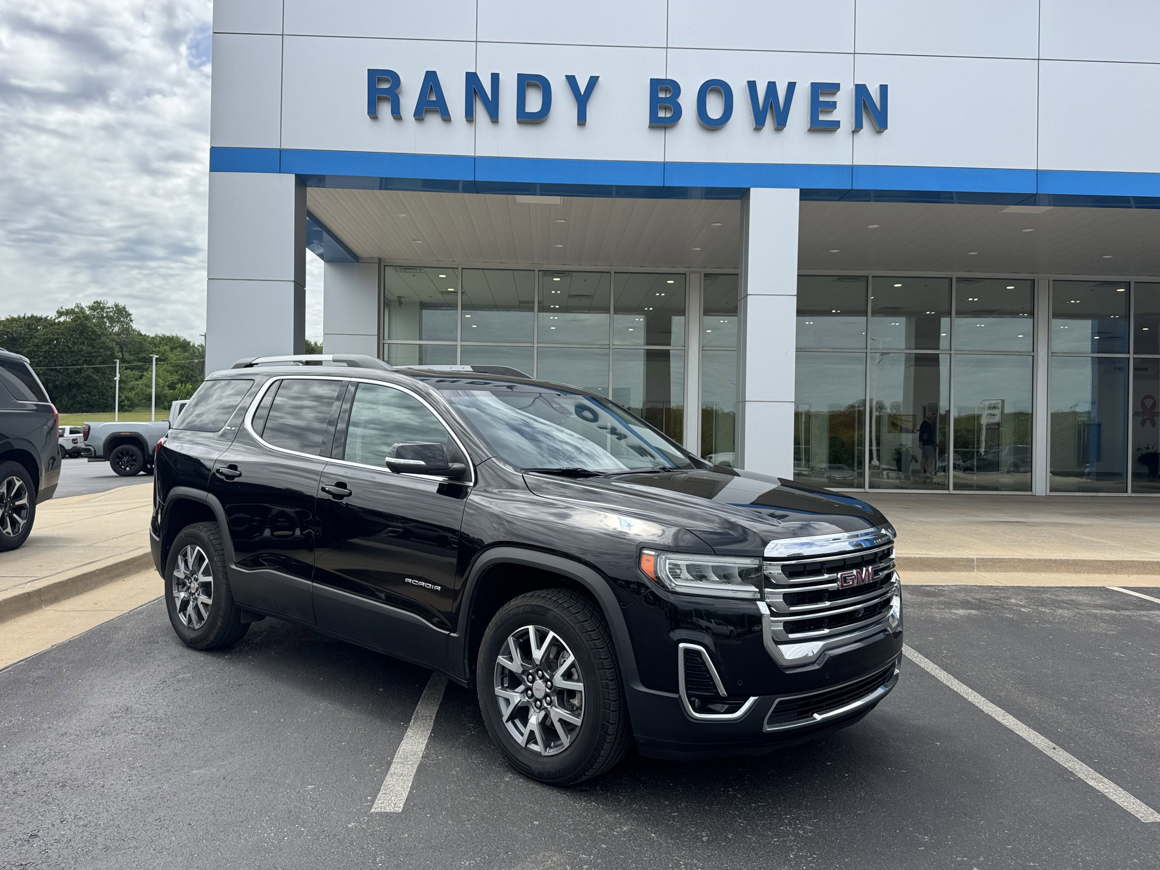 2022 GMC Acadia SLT FWD's photo
