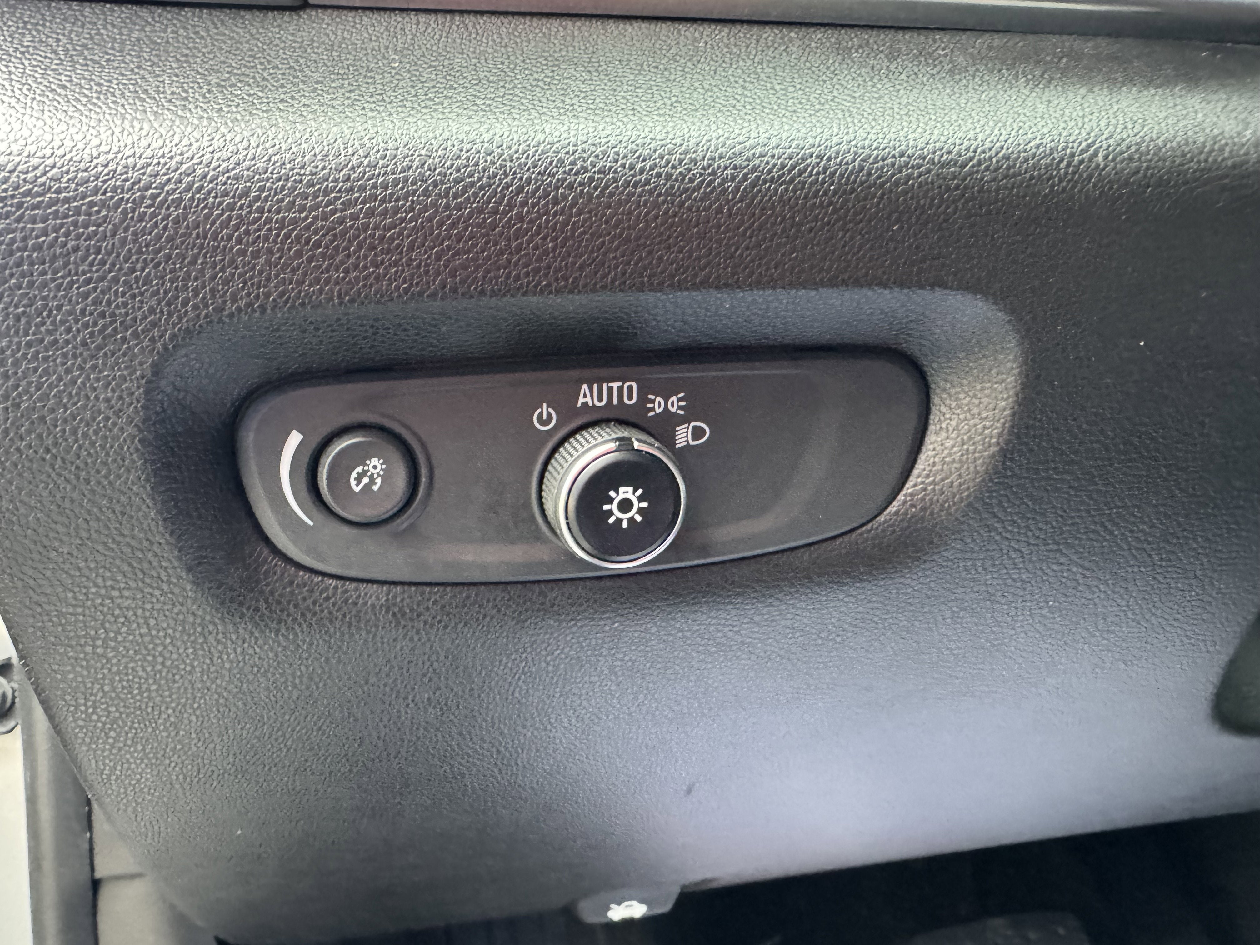 2018 Chevrolet Traverse LS