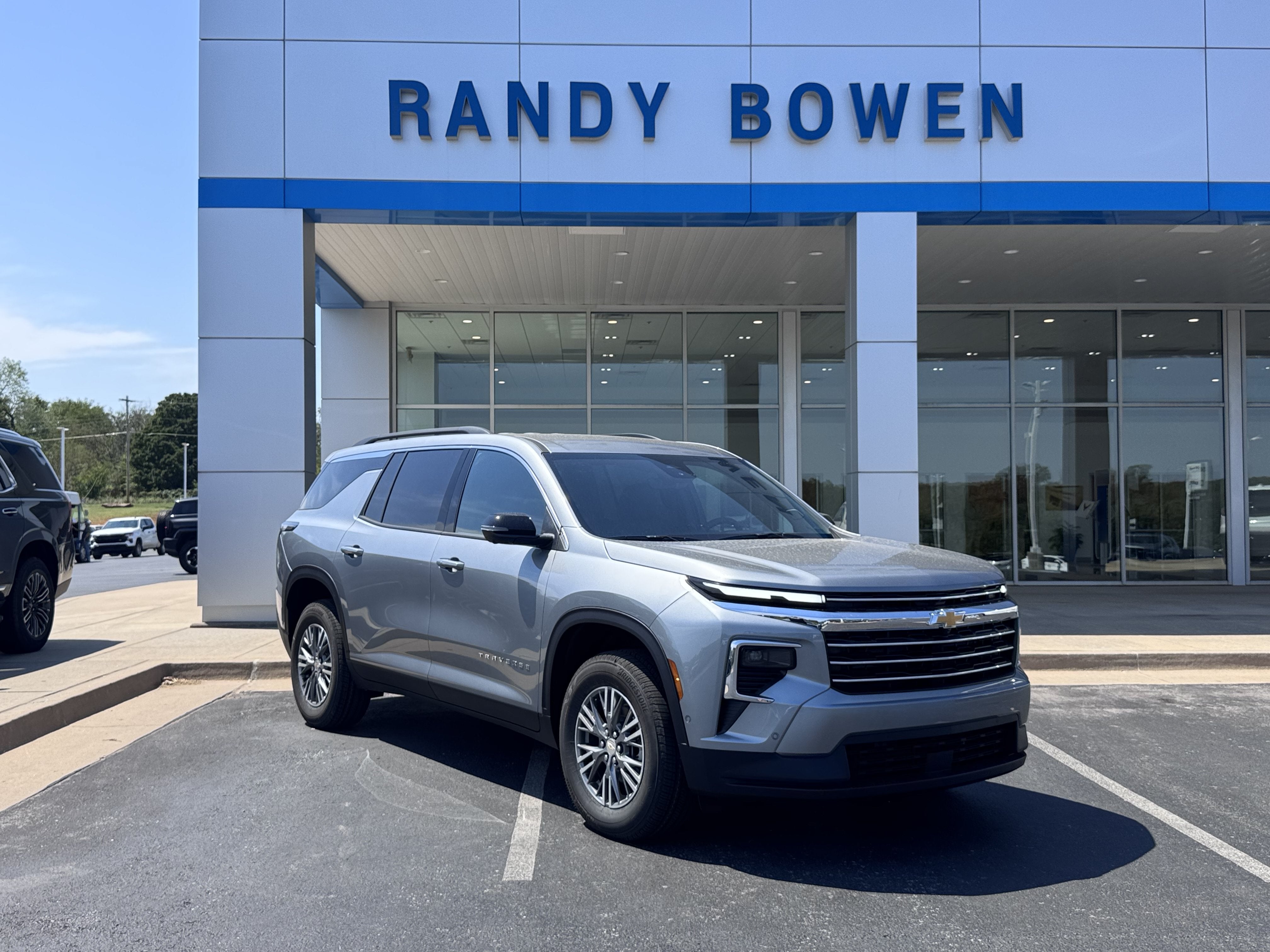 2027 Chevrolet Traverse LT