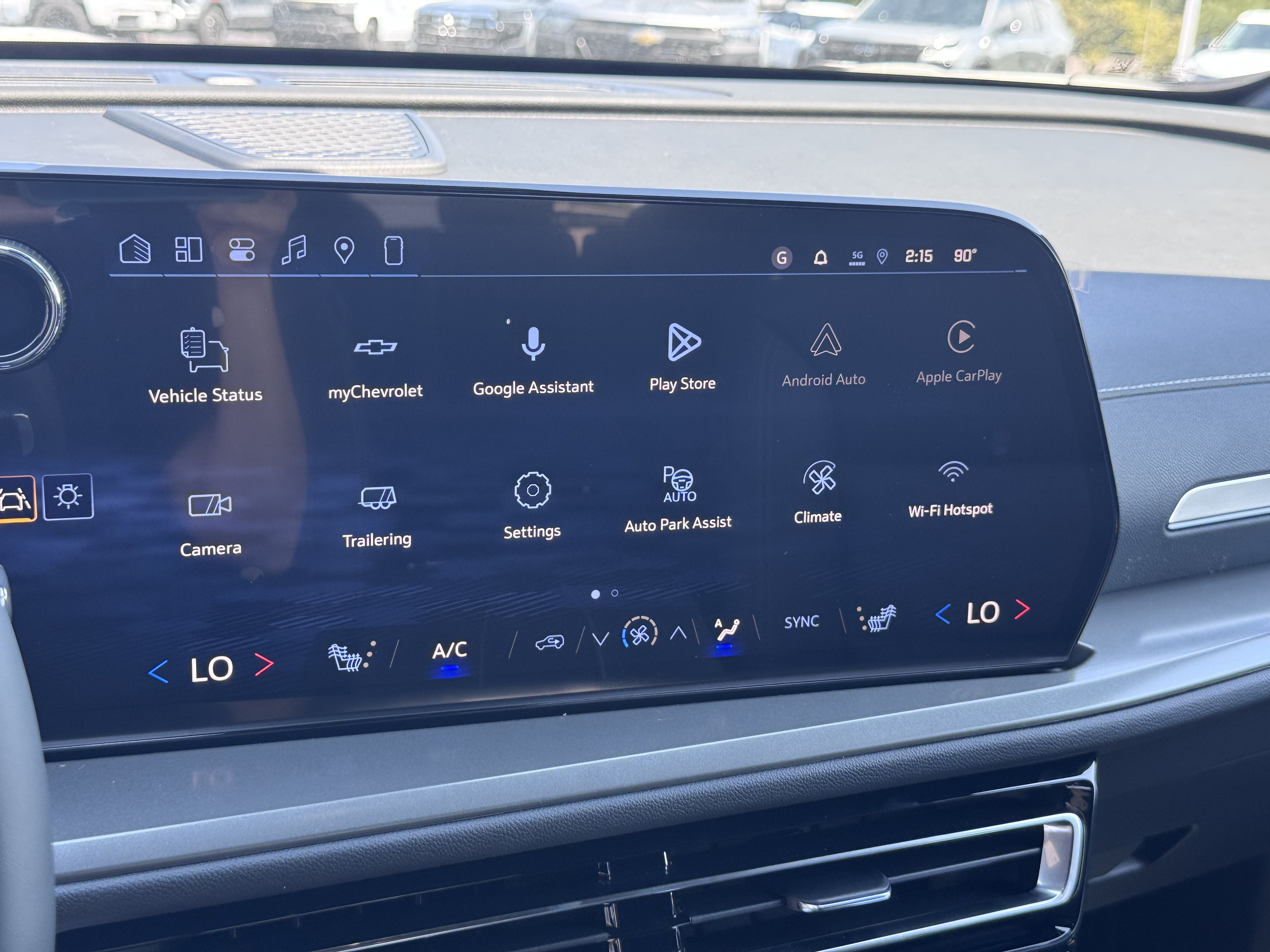 2027 Chevrolet Traverse LT