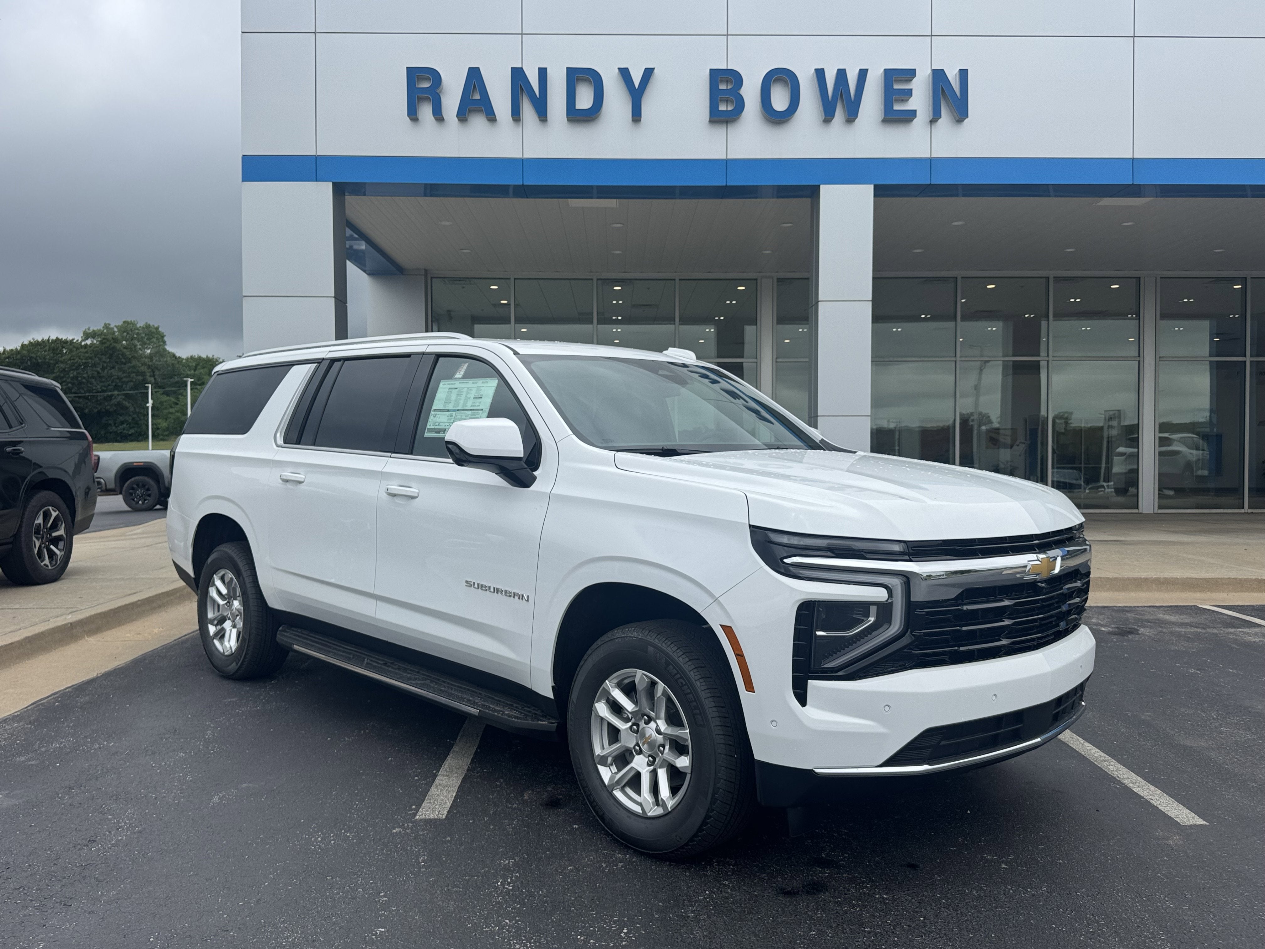 2026 Chevrolet Suburban LS