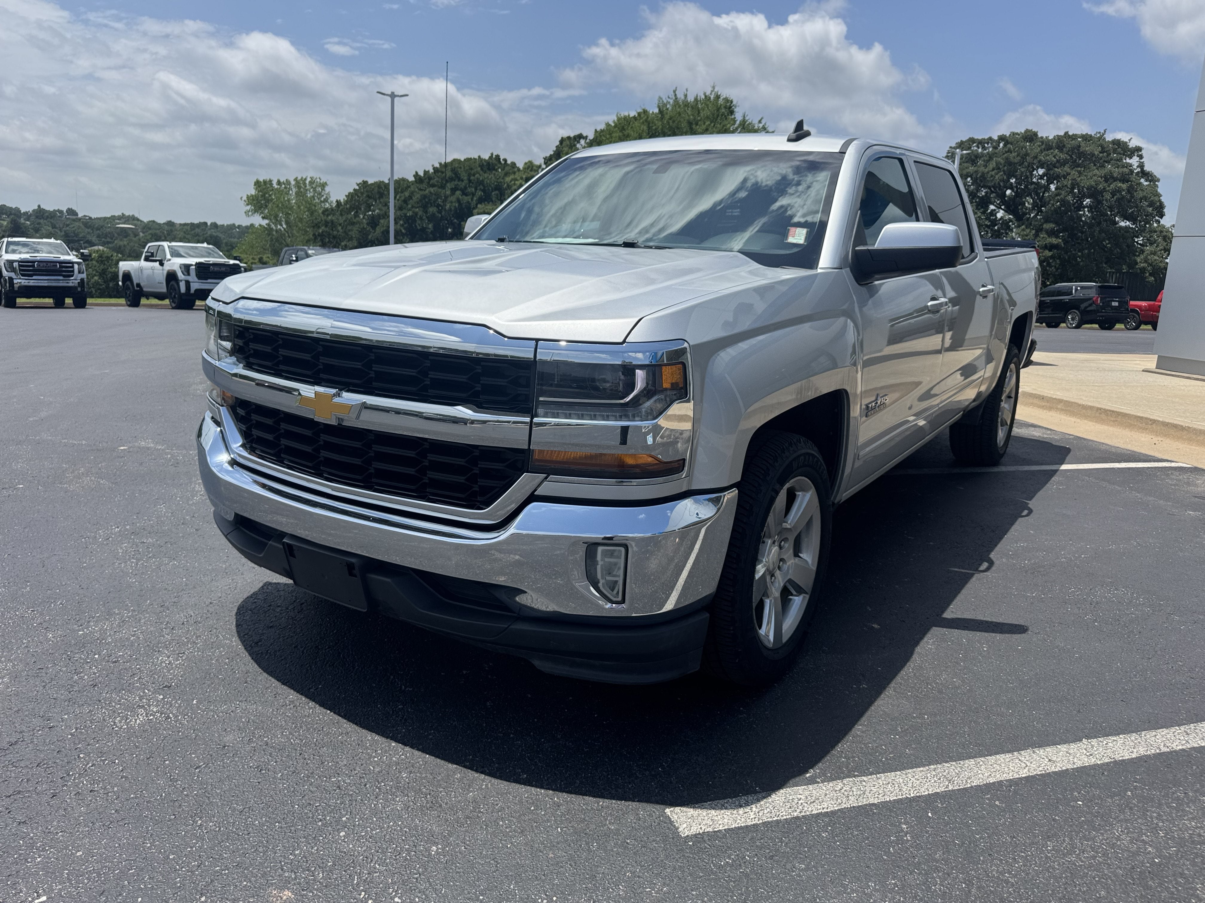 Used 2017 Chevrolet Silverado 1500 LT with VIN 3GCPCREC3HG449676 for sale in Chandler, OK