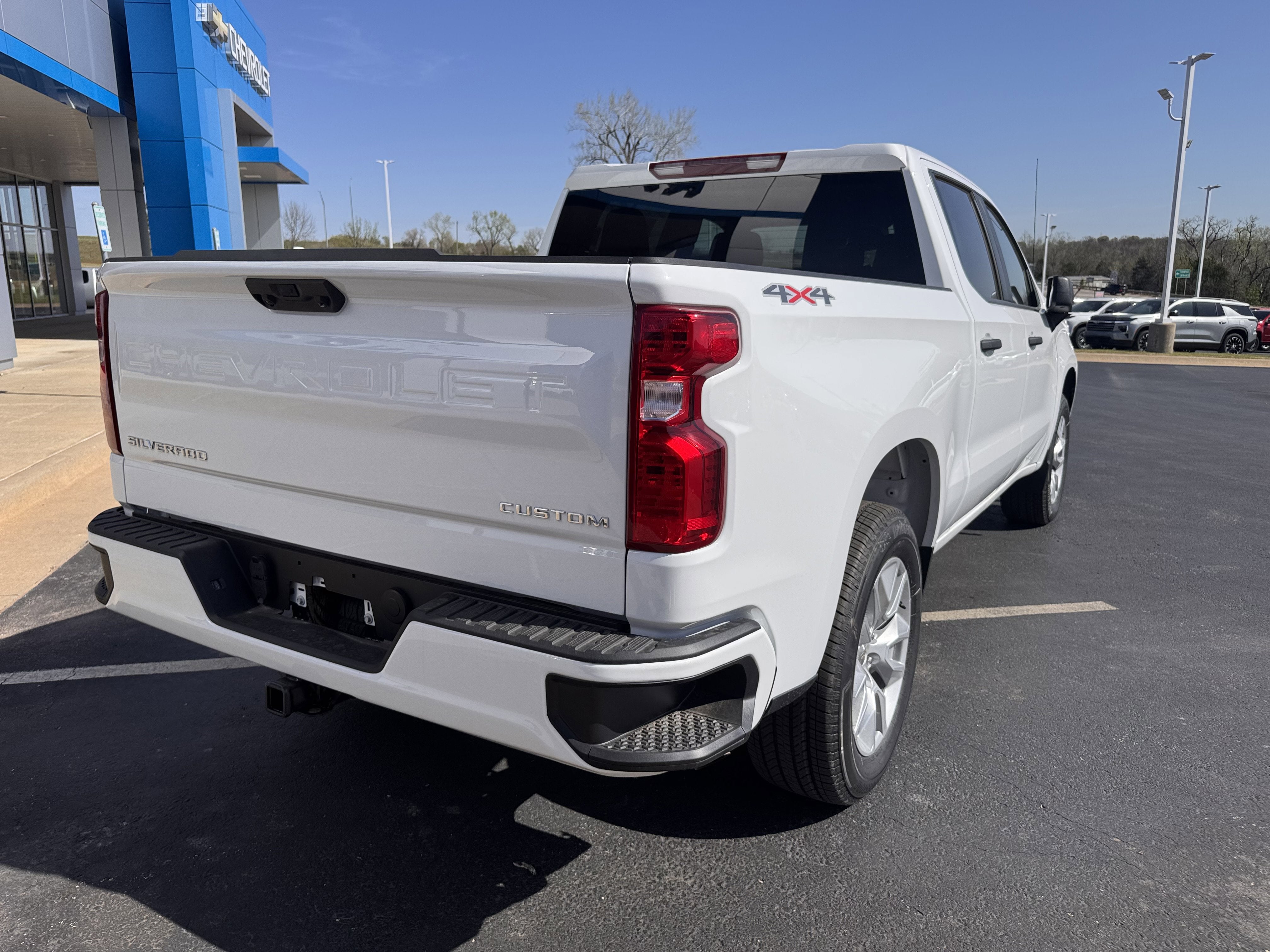 2025 Chevrolet Silverado 1500 Custom