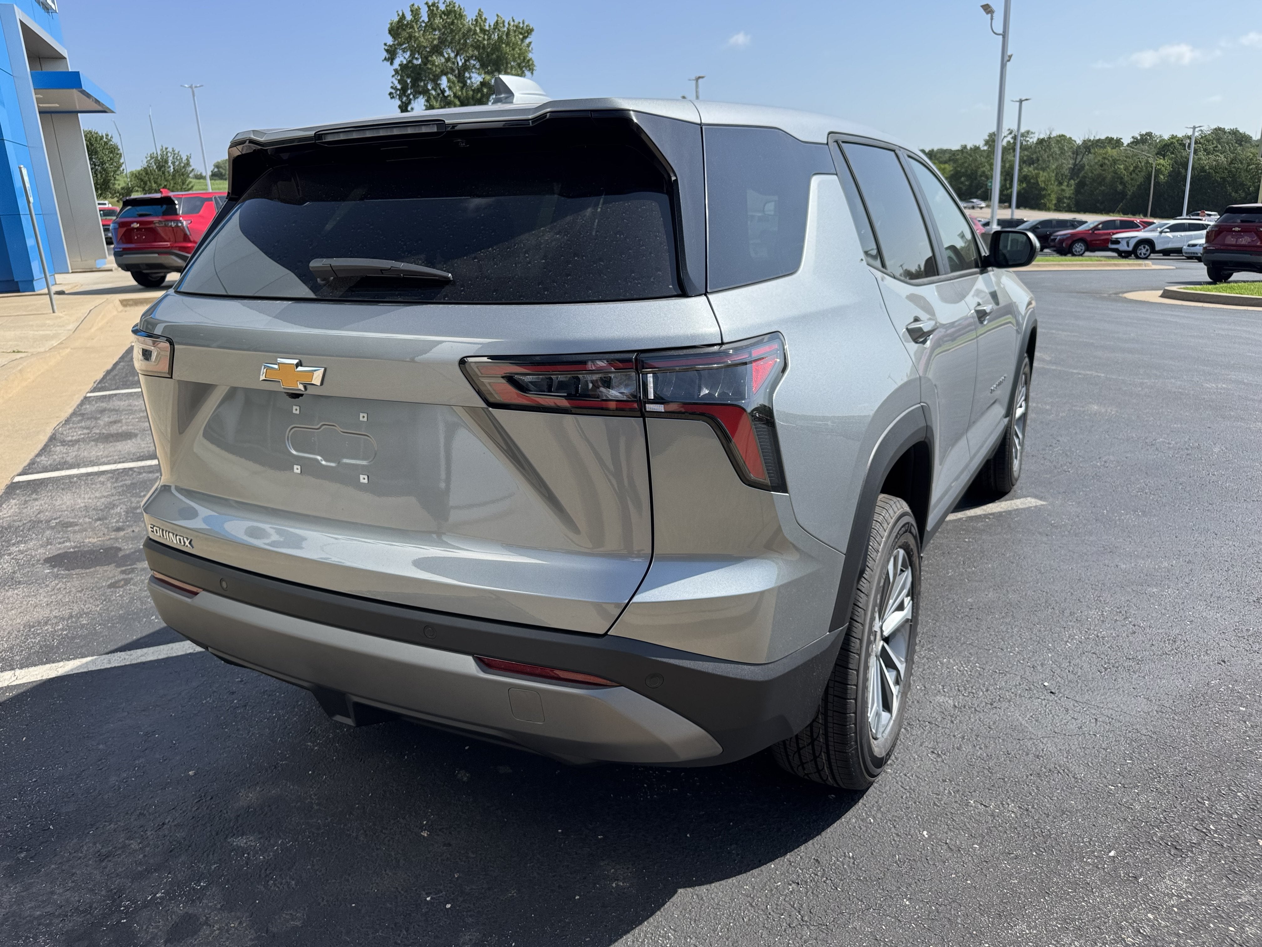 2027 Chevrolet Equinox LT