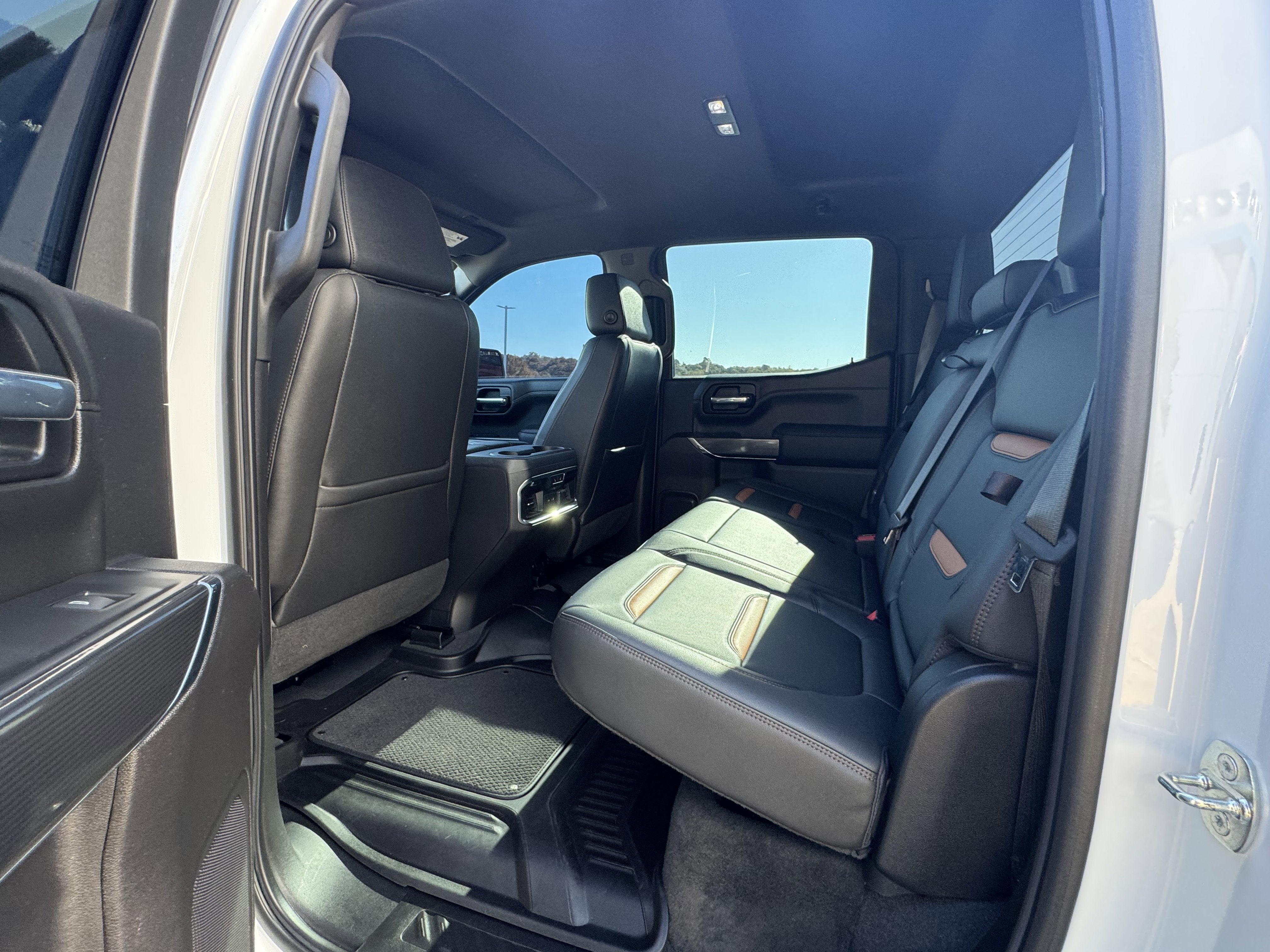 2021 GMC Sierra 1500 AT4 - Photo 7