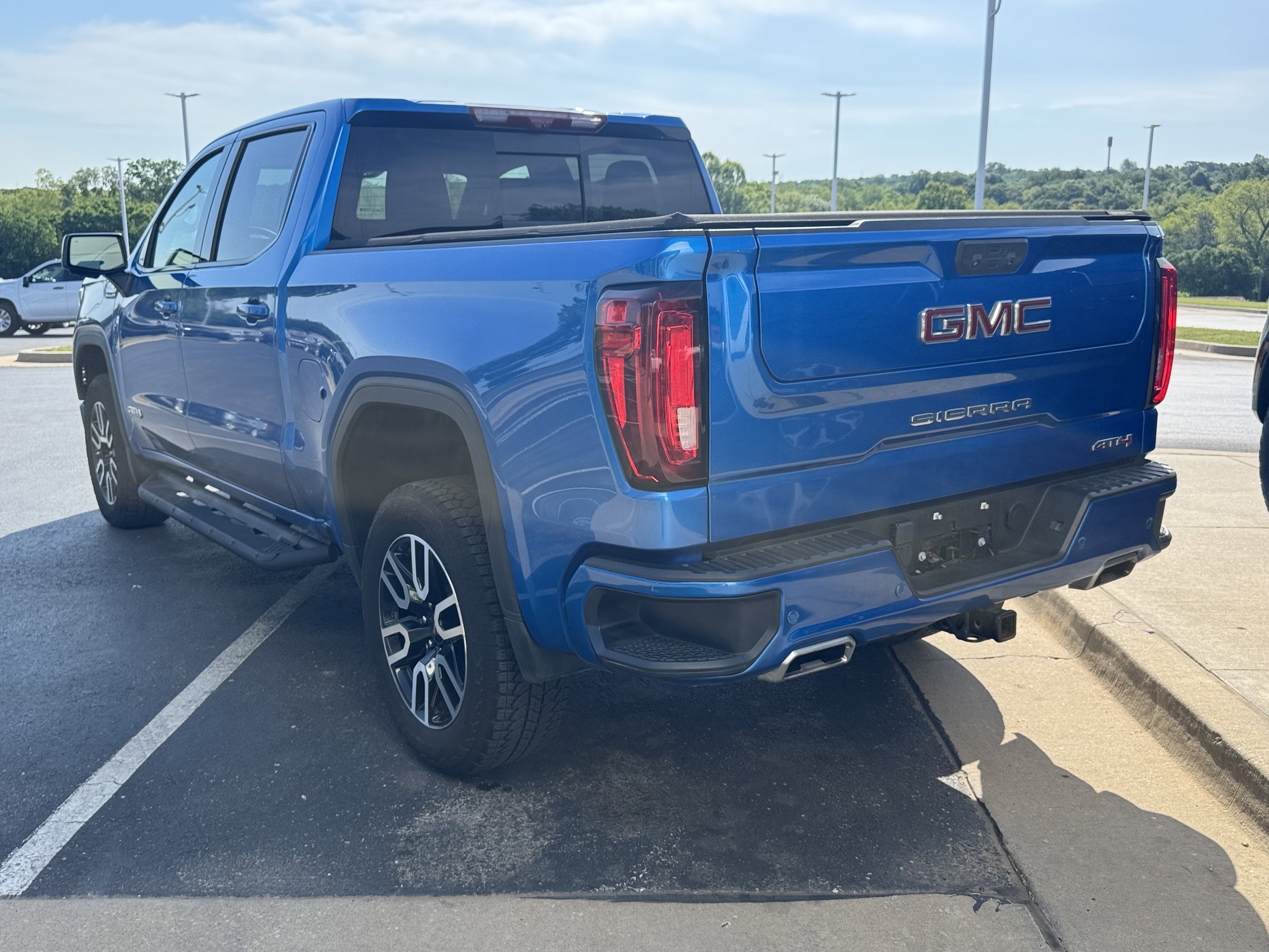 2024 GMC Sierra 1500 AT4